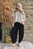 Kiti Paisley Damask 7/8 Barrel Leg Pant Black
